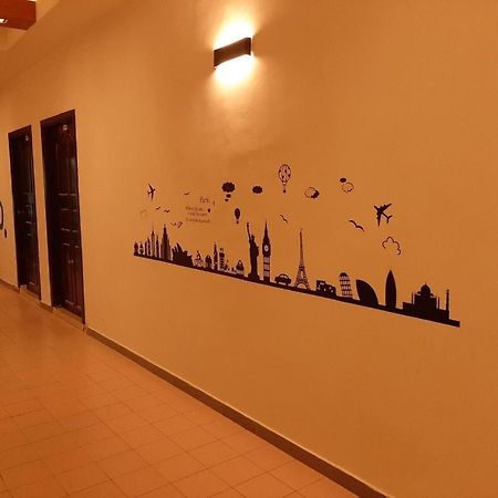 Halim Hotel Tanjung Pinang Exterior photo